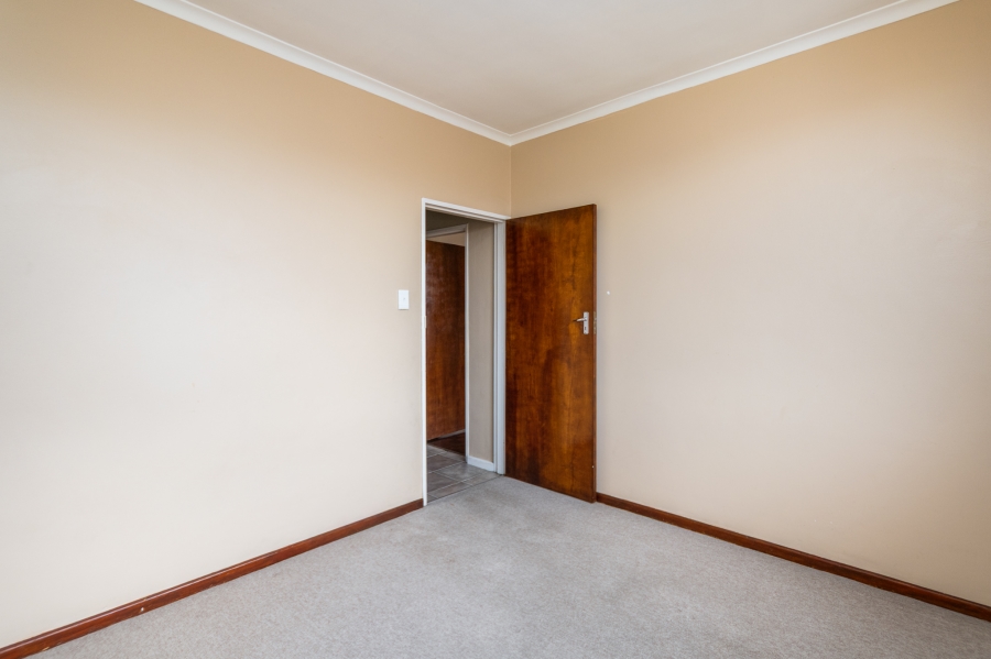 2 Bedroom Property for Sale in Diep River Western Cape